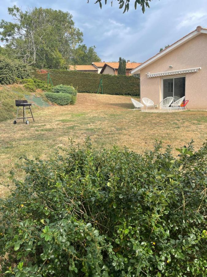 Au Jardin De Papy Guest House Veranne Bagian luar foto