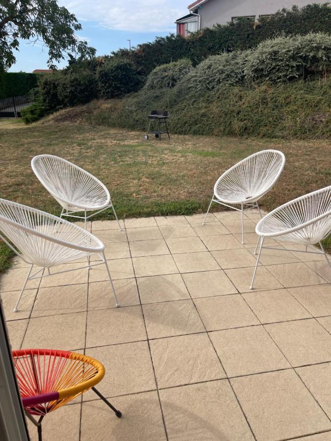 Au Jardin De Papy Guest House Veranne Bagian luar foto